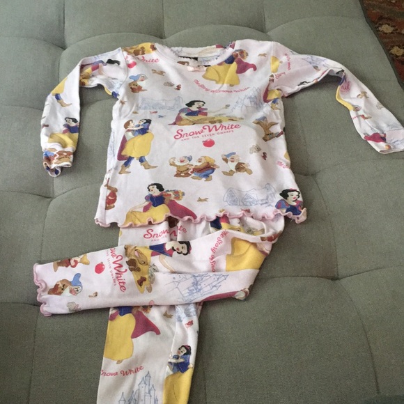 books to bed | Pajamas | Snow White And The Seven Dwarfs 4t Pyjama ...